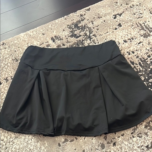 Black Pleated Skirt with built in shorts size XXL swim bottoms - Picture 1 of 3